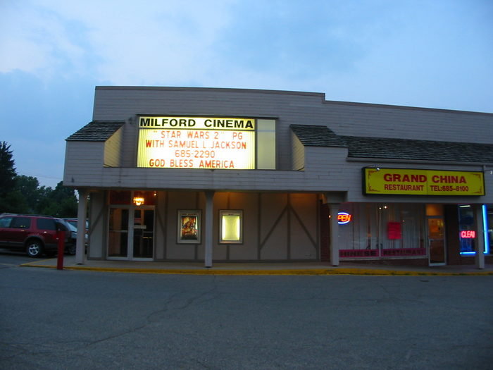 Milford Independent Cinema - Summer 2002 (newer photo)